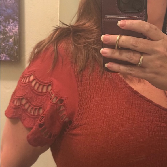 Women's Rust Top - Picture 2 of 6